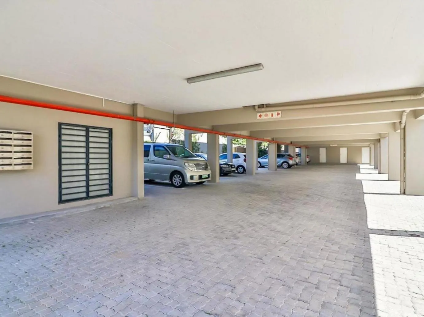 Apartment Unit 17 , 72 On Arnold Street Two Bedroom Flat Cape Town South Africa