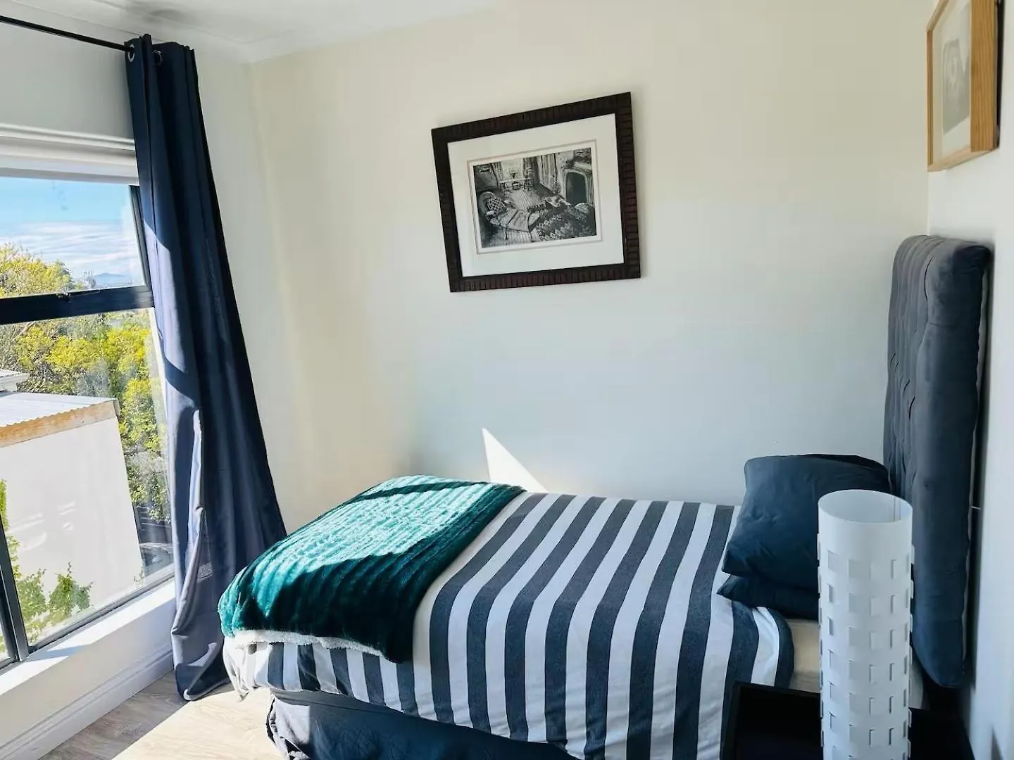 Unit 17 , 72 On Arnold Street Two Bedroom Flat Cape Town 0*,  South Africa